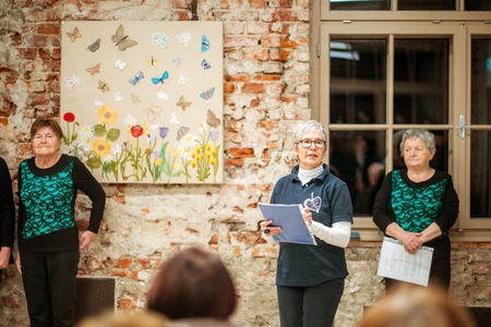 Klekljane čipke Rezke Kordež in Sekcije Lipa Ravne pri Društvu klekljaric Koroške  odprtje občasne razstave (28)